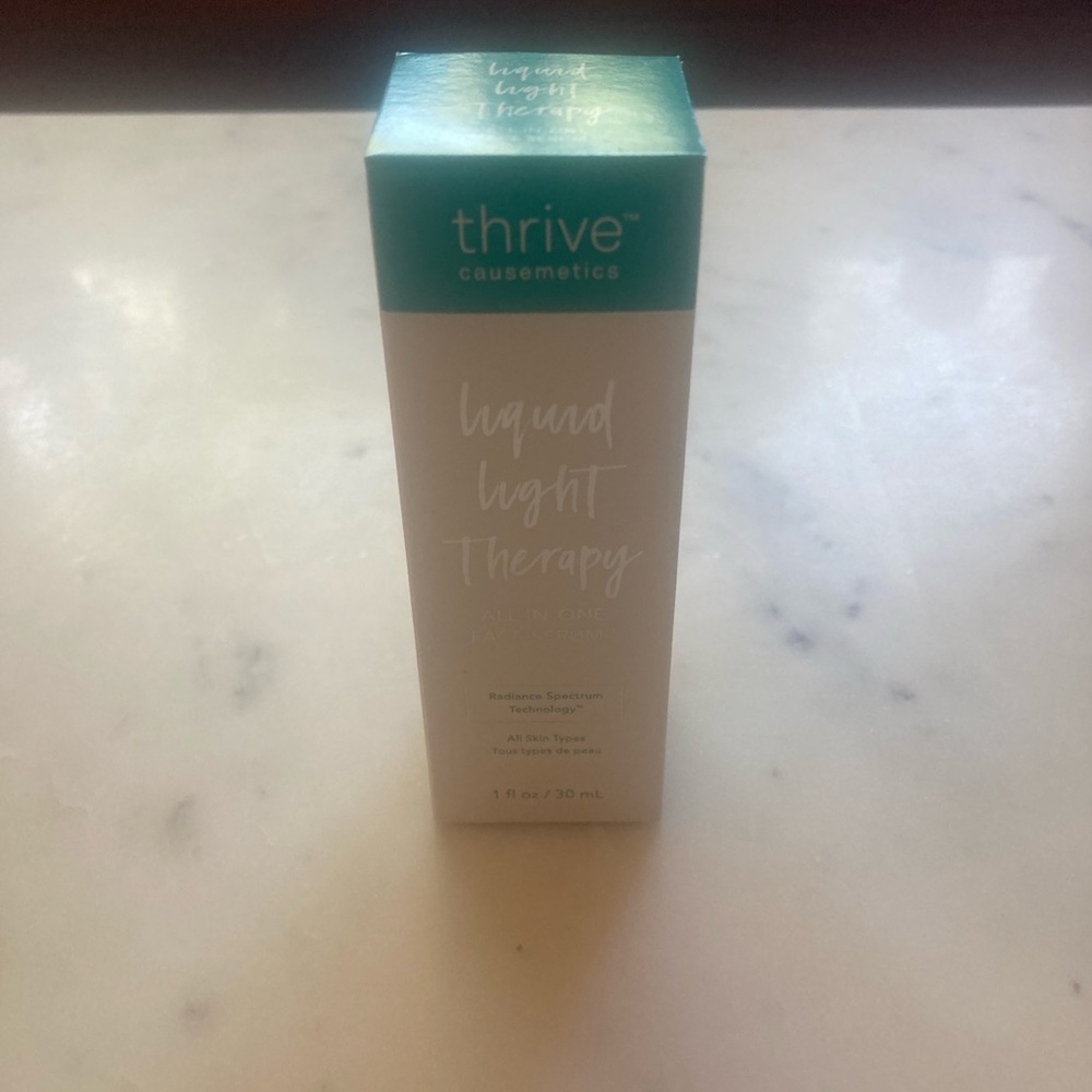 Thrive Causemetics Liquid Light Therapy